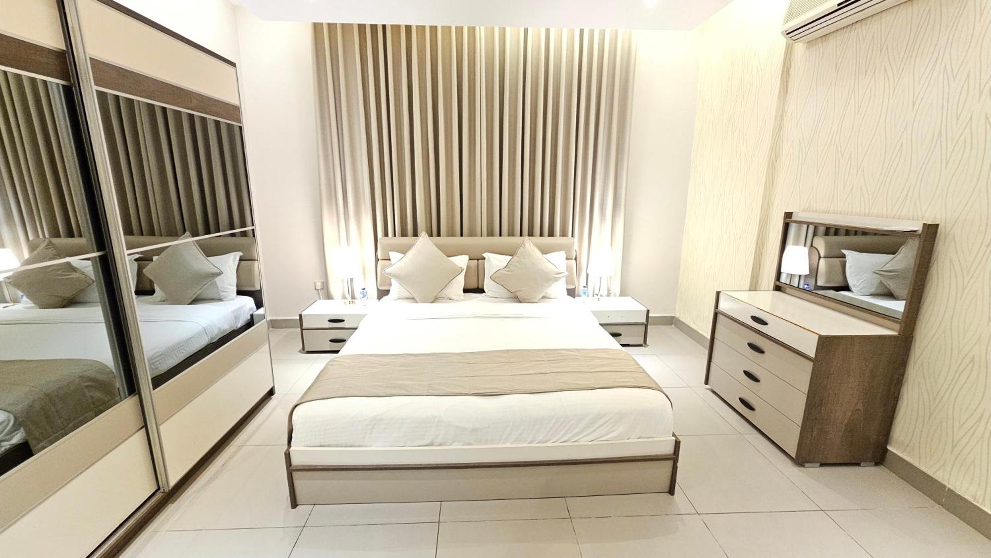 رحال البحر للشقق المخدومة Rahhal Albahr Serviced Apartments Jeddah Bagian luar foto